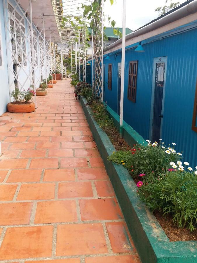 Windy Hill Hotell Dalat Exteriör bild